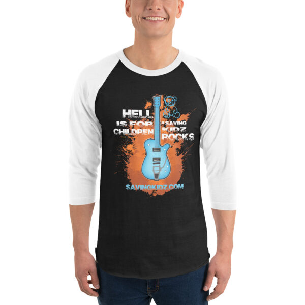 3/4 sleeve raglan shirt